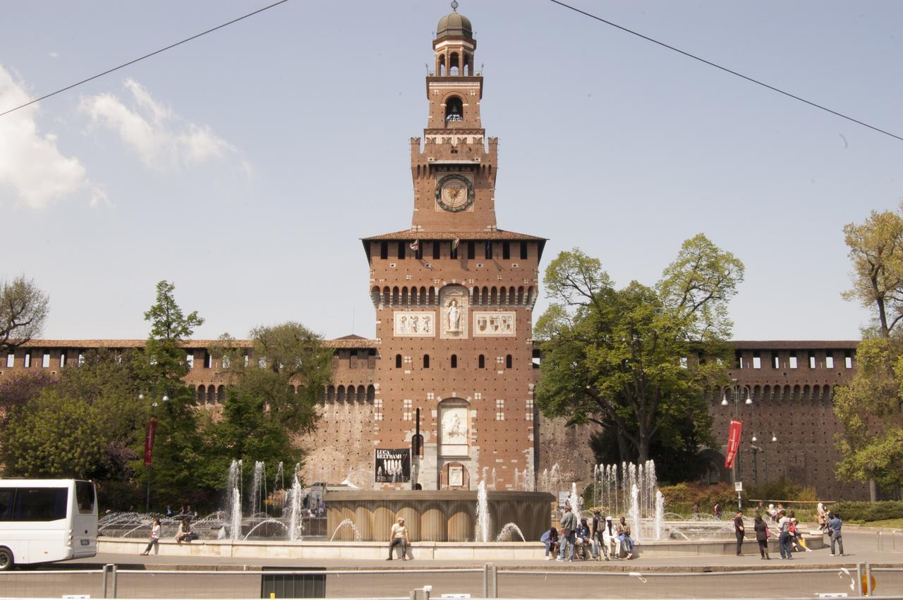 Milano Castello Luxury Apartment Eksteriør billede